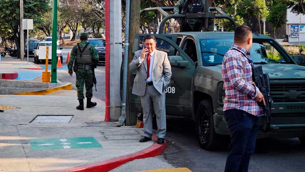 Agentes de la fuerza pública y personal de la Fiscalía General de Morelos