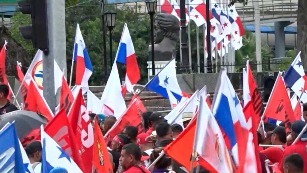 En República Dominicana surgieron varias protestas contra la explotación minera