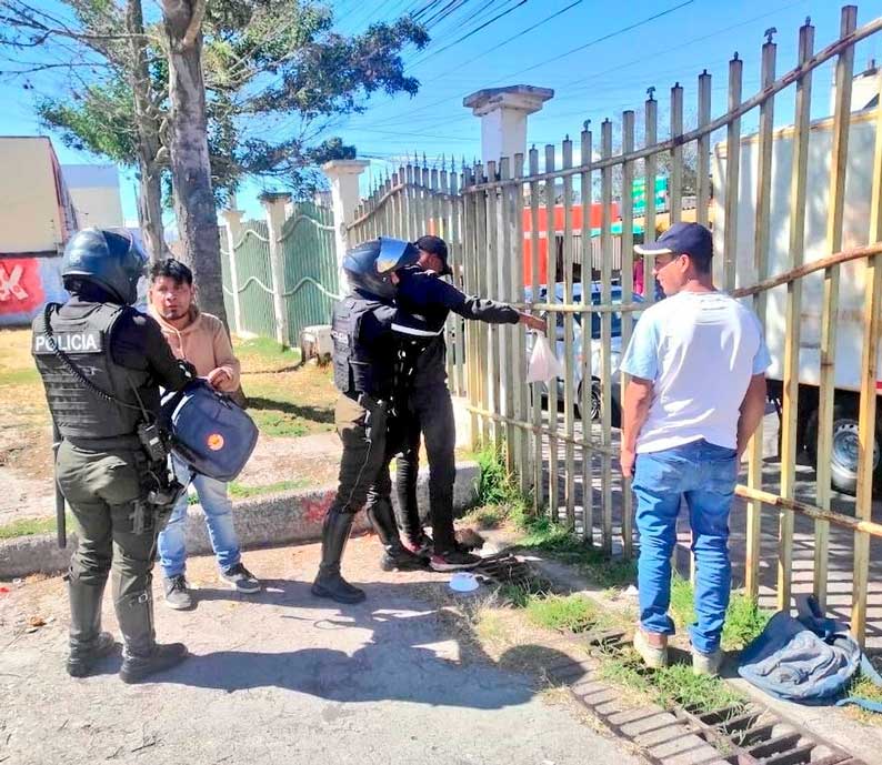 Foto: policías Ecuador