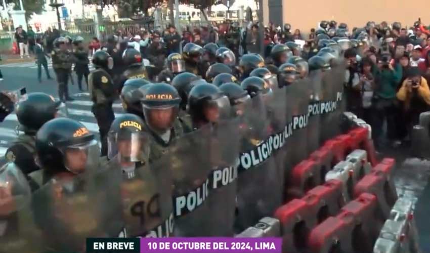 marcha en Perú