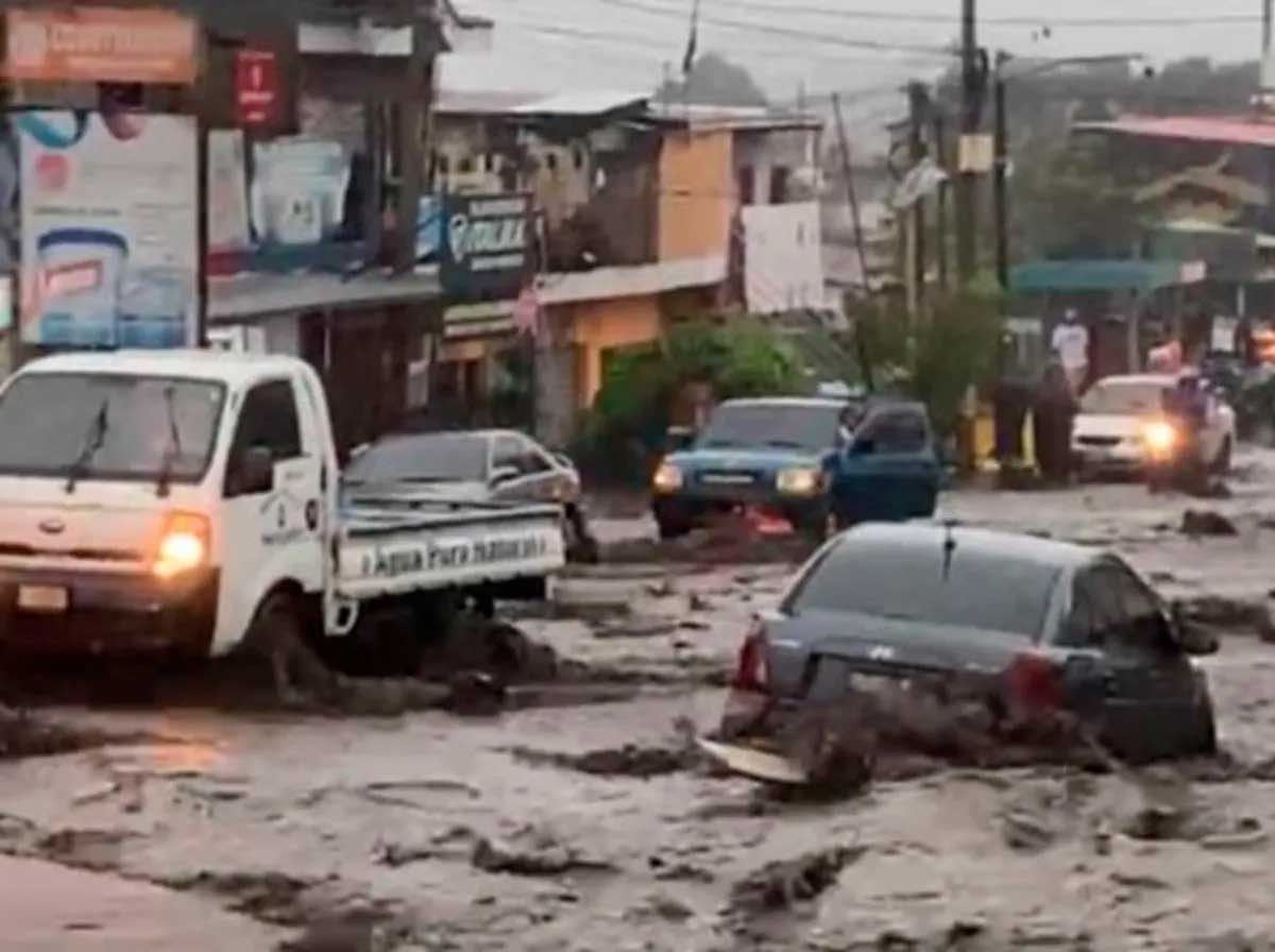 Escuintla nuevamente es azotado por las lluvias