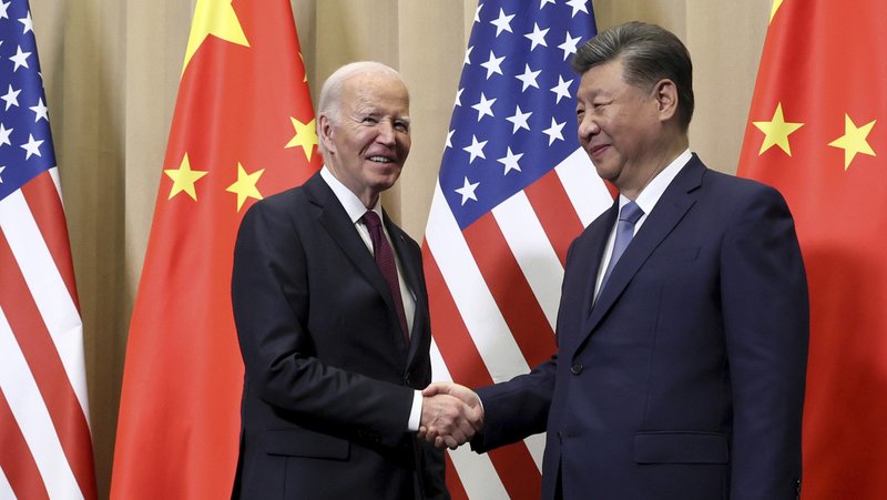 El presidente de EE.UU., Joe Biden, y el líder chino, Xi Jinping. Leah Millis / Pool / AP