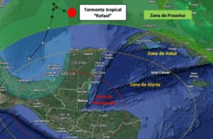 El huracán Rafael se degradó a tormenta tropical. Foto La Hora: Insivumeh