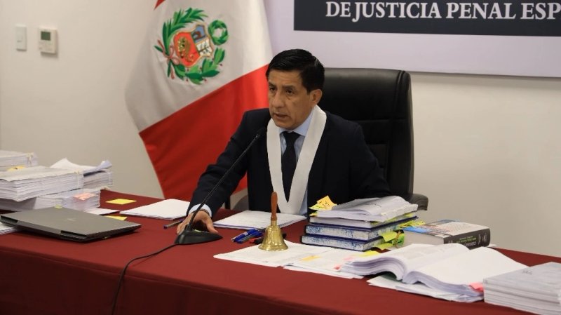 "En cuanto a Nicanor Boluarte Zegarra debe imponerse mandato de prisión preventiva porque se trata de una medida proporcional para su caso concreto", anunció el juez. Foto @Poder_Judicial_