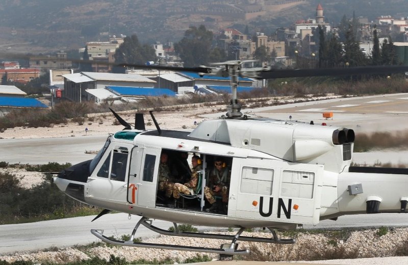 El acuerdo, negociado por EU, prevé un período de transición de 60 días durante el cual Tel Aviv retirará a sus fuerzas castrenses del sur del Líbano. Foto Ap.