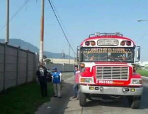 Un operativo de inspectores de la Dirección General de Transportes (DGT) en el sur del país. Foto: DGT.