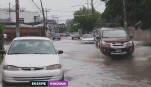 Honduras declara estado de emergencia nacional ante las intensas lluvias provocadas por la tormenta tropical Sara.