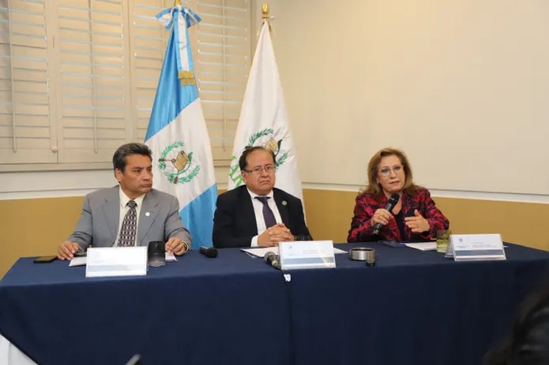 El Ministerio de Ambiente y Recursos Naturales, en conferencia de prensa, informó sobre los temas tratados en Azerbaiyán, en la COP 29, durante noviembre. Foto La Hora: MARN