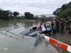 Helicóptero del Ejército se desploma en río Chixoy durante misión de apoyo