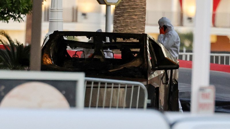 Equipos de bomberos en Las Vegas, EE.UU., el 1 de enero de 2025. Ethan Miller / Staff / Gettyimages.ru