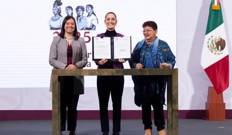 Claudia Sheinbaum anunció dos reformas a la Constitución contra la intromisión externa y para imponer la "pena más severa" a los extranjeros que intervengan en México. Foto La Hora: Gobierno de México