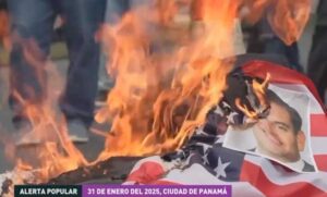 En Panamá se intensifican las protestas contra la visita del secretario de Estado de EE.UU., Marco Rubio, que se da en medio de una fuerte polémica por temas migratorios y por las presuntas intenciones de Donald Trump de retomar el control del canal de Panamá. La población expresó su descontento ante las presiones de Washington y le exigen pagar el precio que corresponde. Jorge Rojas Cruzatti, miembro de Parlamento Andino, remarcó que si atacan un país latinoamericano, atacan a todos.