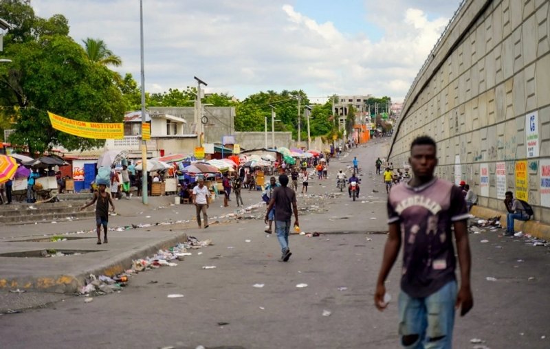 Calles vacías en Puerto Príncipe, Haití. Foto Afp