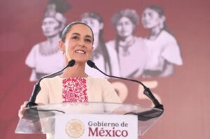 La mandataria mexicana, Claudia Sheinbaum, habló en una rueda de prensa este domingo. Foto La Hora: EFE