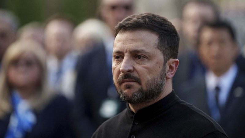 Vladímir Zelenski Evgeniy Maloletka / AP