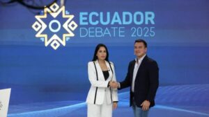 Fraude en Ecuador: Luisa González alerta aumento de persecución de Noboa ante denuncias de megafraude 23-comprimido