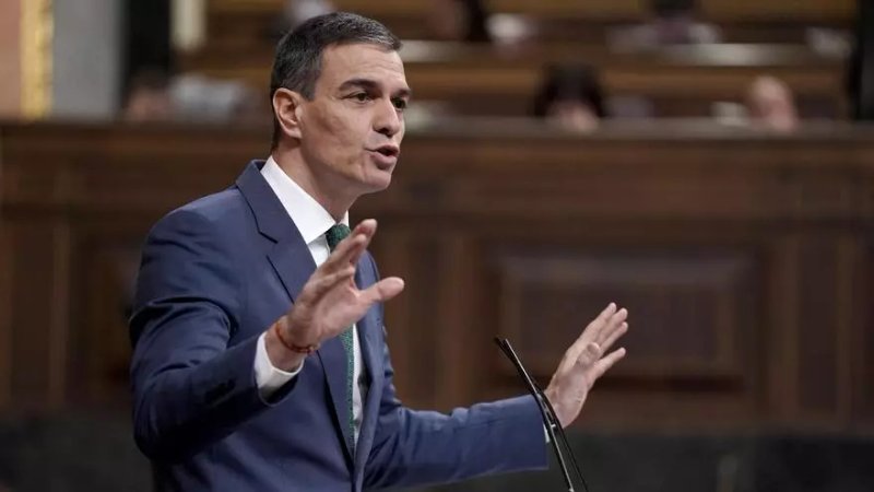 El presidente del Gobierno, Pedro Sánchez, durante una comparecencia en el Congreso de los Diputados. / José Luis Roca