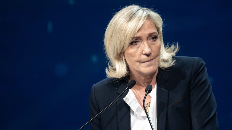La líder del partido opositor Agrupación Nacional, Marine Le Pen, durante una reunión en Madrid, el 8 de febrero de 2025. Diego Radames/Anadolu / Gettyimages.ru