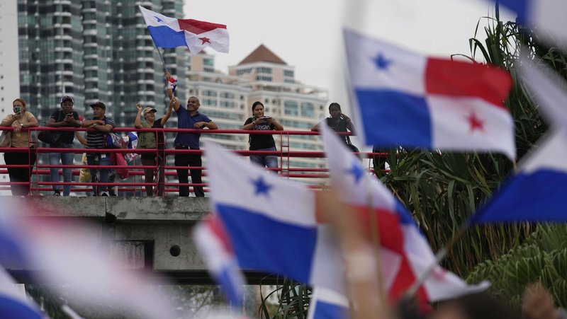 Protesta contra un reciente acuerdo del Gobierno con EE.UU., en Ciudad de Panamá, el 29 de abril del 2025. Matias Delacroix / AP