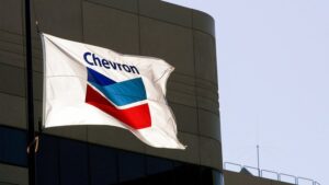 Presidente de Chevron alerta sobre riesgos para EE.UU. si la compañía abandona Venezuela BEN MARGOT / AP