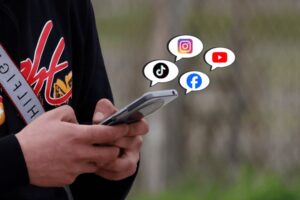 Cerimedo: “rey de los trolls”, pieza del poder digital