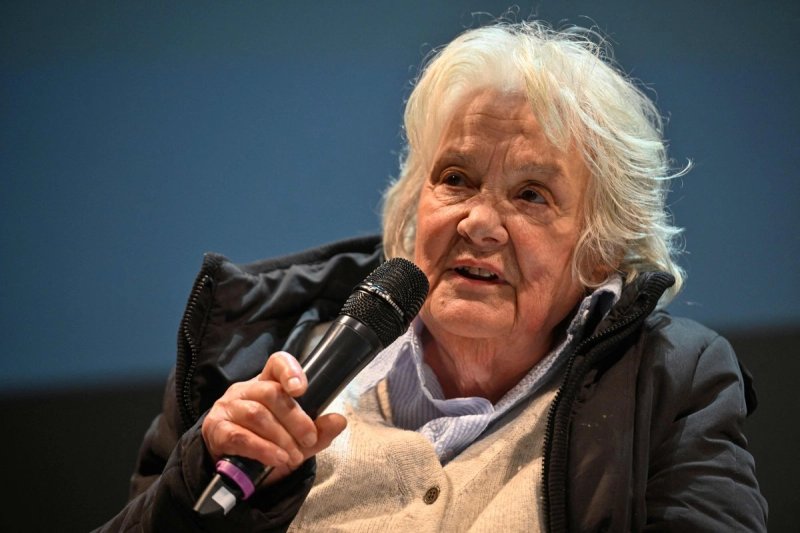 La ex vicepresidenta de Uruguay y viuda de José 'Pepe' Mujica, Lucía Topolansky, interviene durante el evento 'This is America', celebrado en el marco del III Congreso Panamericano en el Teatro Solís de Montevideo. Foto: Afp