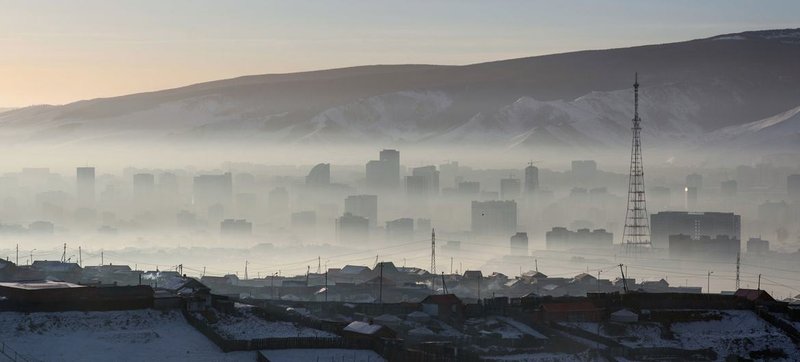 © UNICEF/Tamir Bayarsaikhan La contaminación atmosférica es altamente visible en la ciudad de Ulán Bator, en Mongolia.