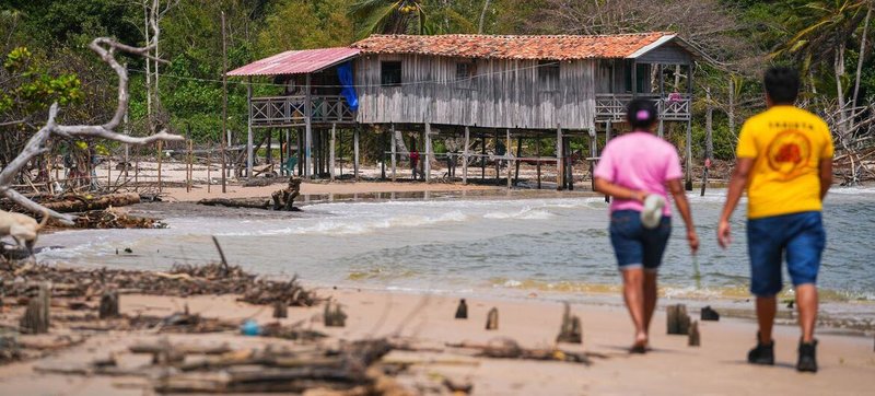 © OIM/Filipe Bispo Brasil concentra actualmente una de las señales ambientales más relevantes, con descenso de los niveles de agua en la cuenca amazónica y deterioro de la calidad del aire asociado a incendios forestales.
