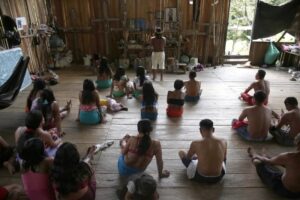 Pueblo originario wounaan sufren nuevo colapso tras el impacto de terremoto en Colombia