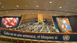 “Durante el debate, el representante de EE.UU., en evidente aislamiento, no tuvo el valor de explicar al mundo la razón del criminal cerco energético al que someten al pueblo cubano, ni del reforzamiento de la extraterritorialidad del bloqueo”, manifestó Díaz-Canel. Foto: Cubadebate