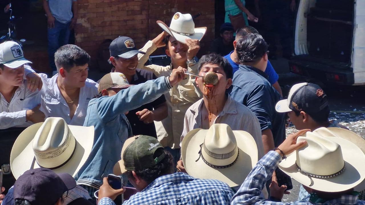 Radio Victoria, la voz de los pueblos